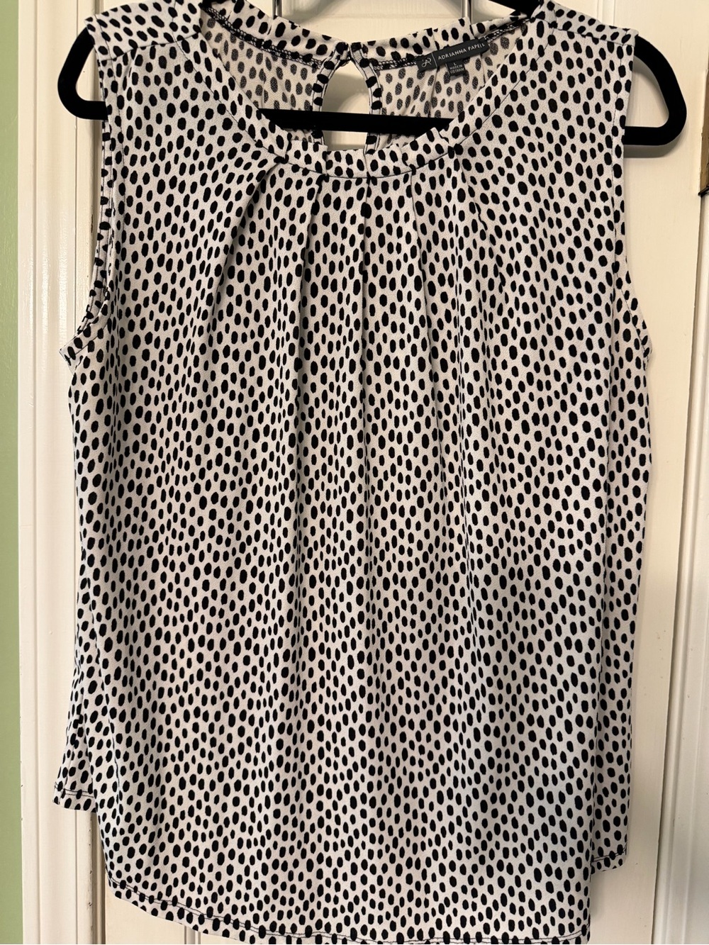 Adrianna Papell White and Black Polka Dot Sleeveless Blouse
